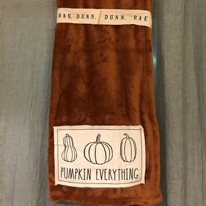 Rae Dunn PUMPKIN EVERYTHING Throw Blanket NWT